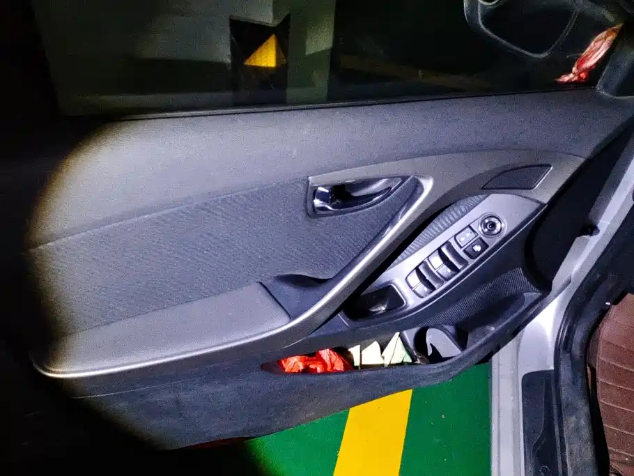 Hyundai Elantra Langdong — миниатюра 7