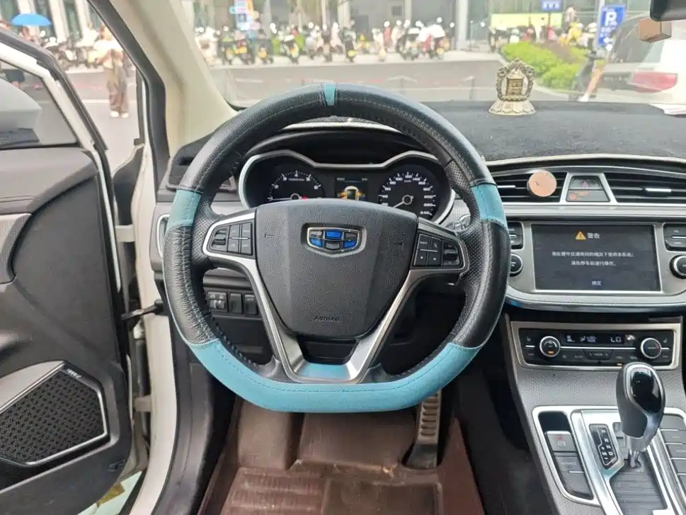 Geely Emgrand GS — миниатюра 17