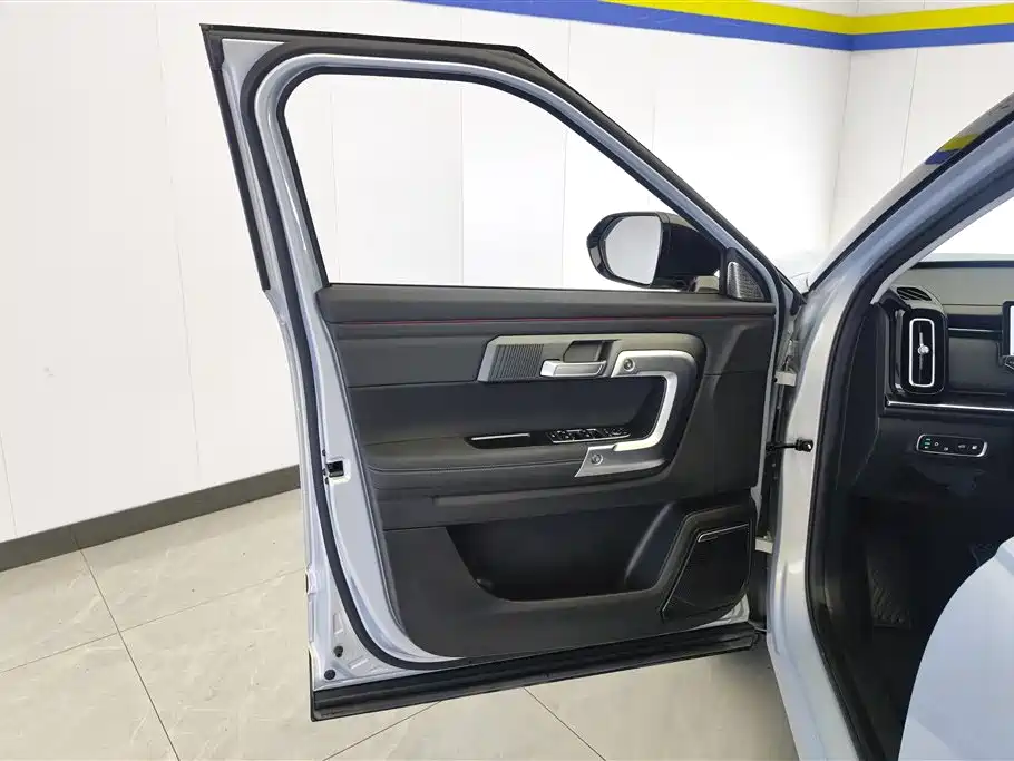 Chery 06 C-DM 2024 Luxury