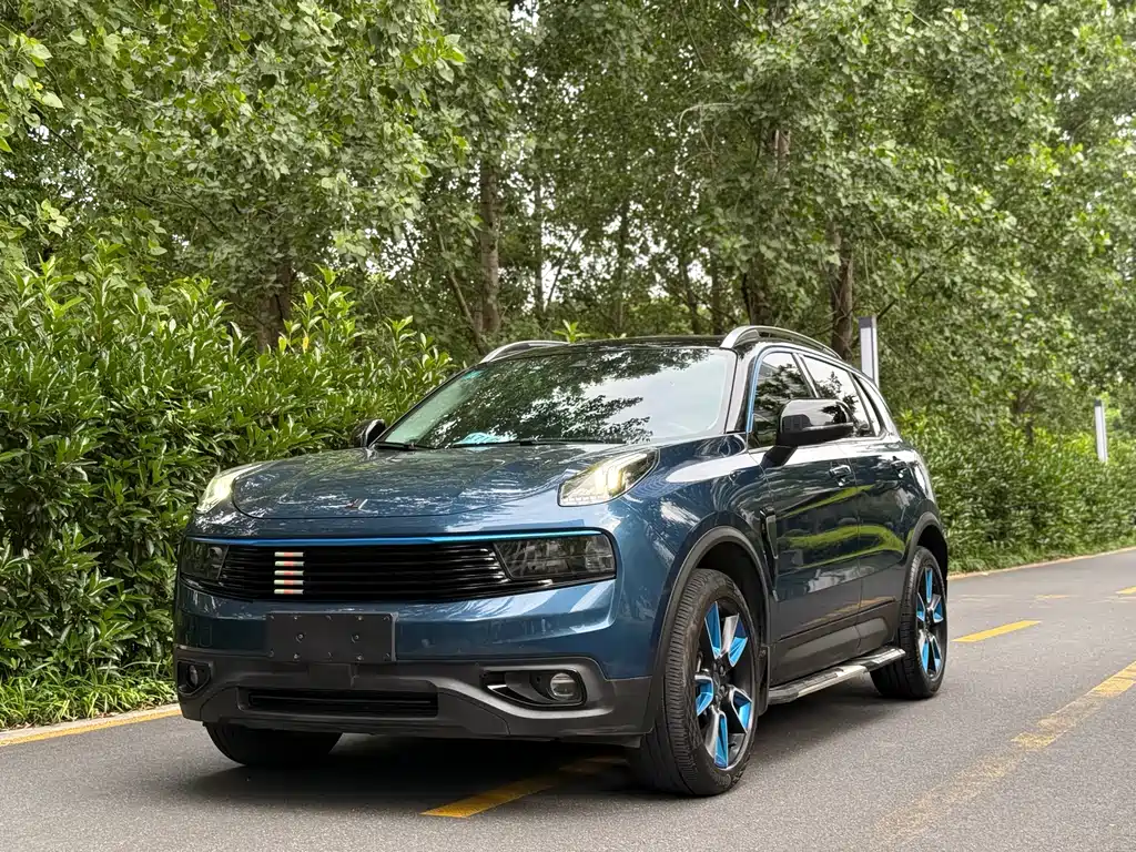 Lynk & Co 01 2017 2.0T 2WD Type Pro Edition