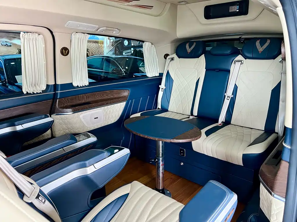 MERCEDES-BENZ V CLASS