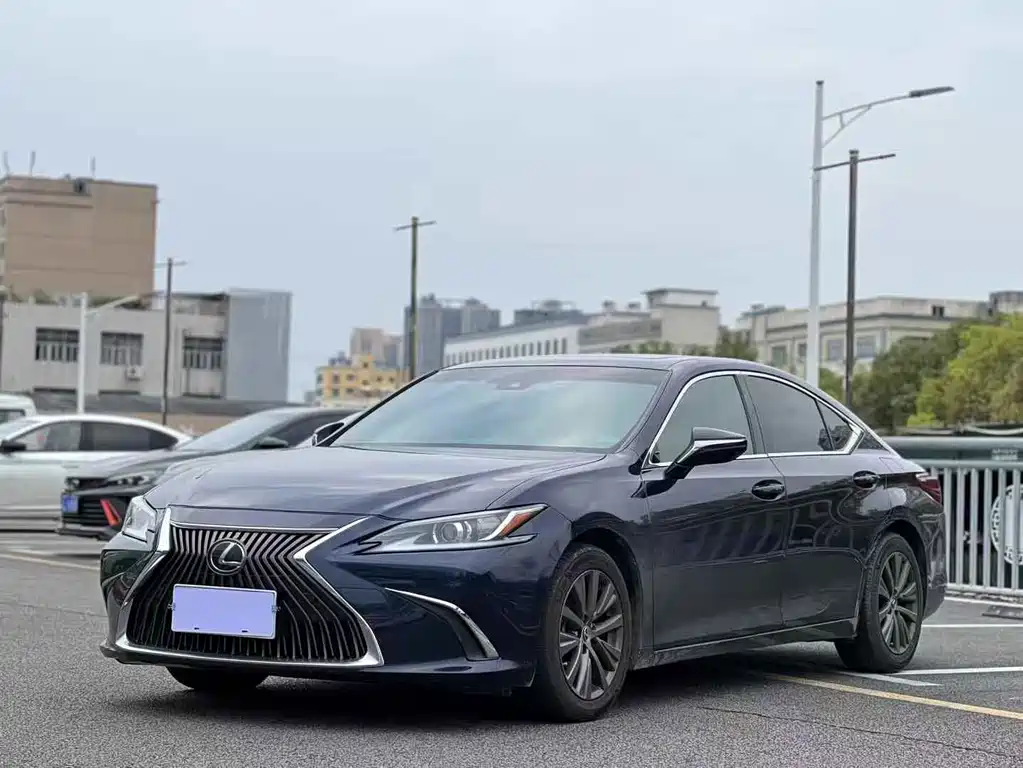 Lexus ES 2020 260 Excellence Edition