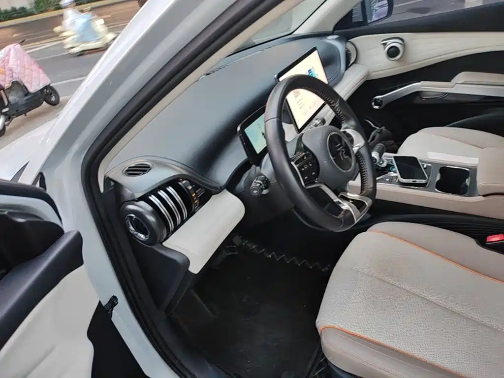 BYD Yuan Plus — миниатюра 16