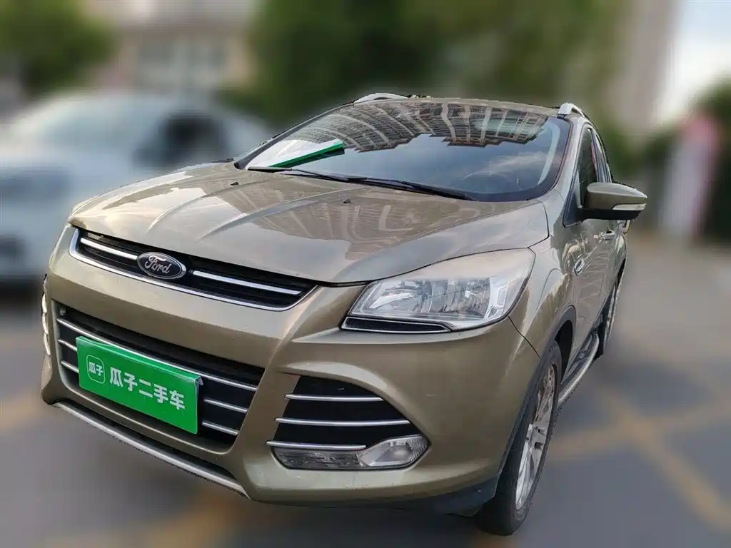 Купить Ford Kuga