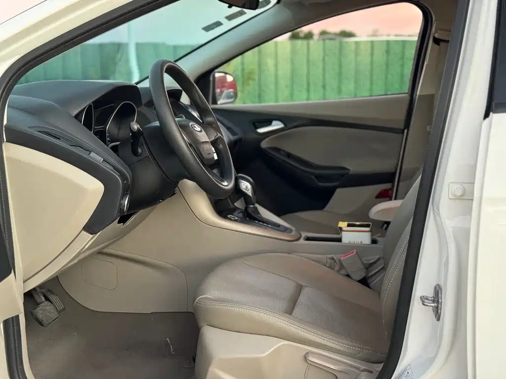Ford Focus — миниатюра 4