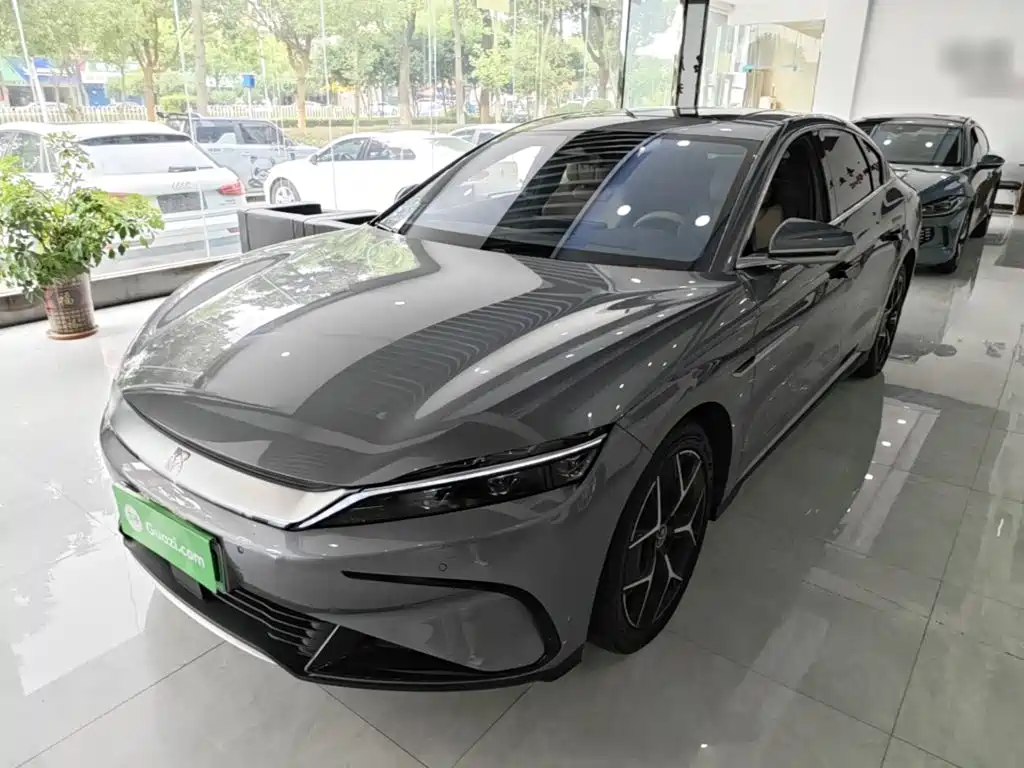BYD Han — миниатюра 2