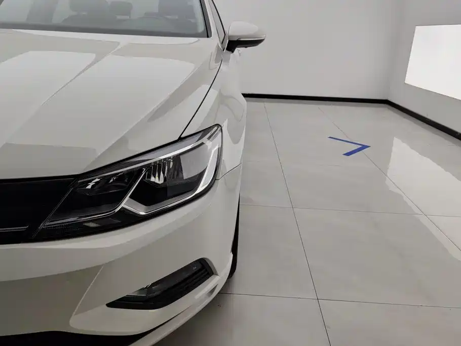 Volkswagen Lamando — миниатюра 5