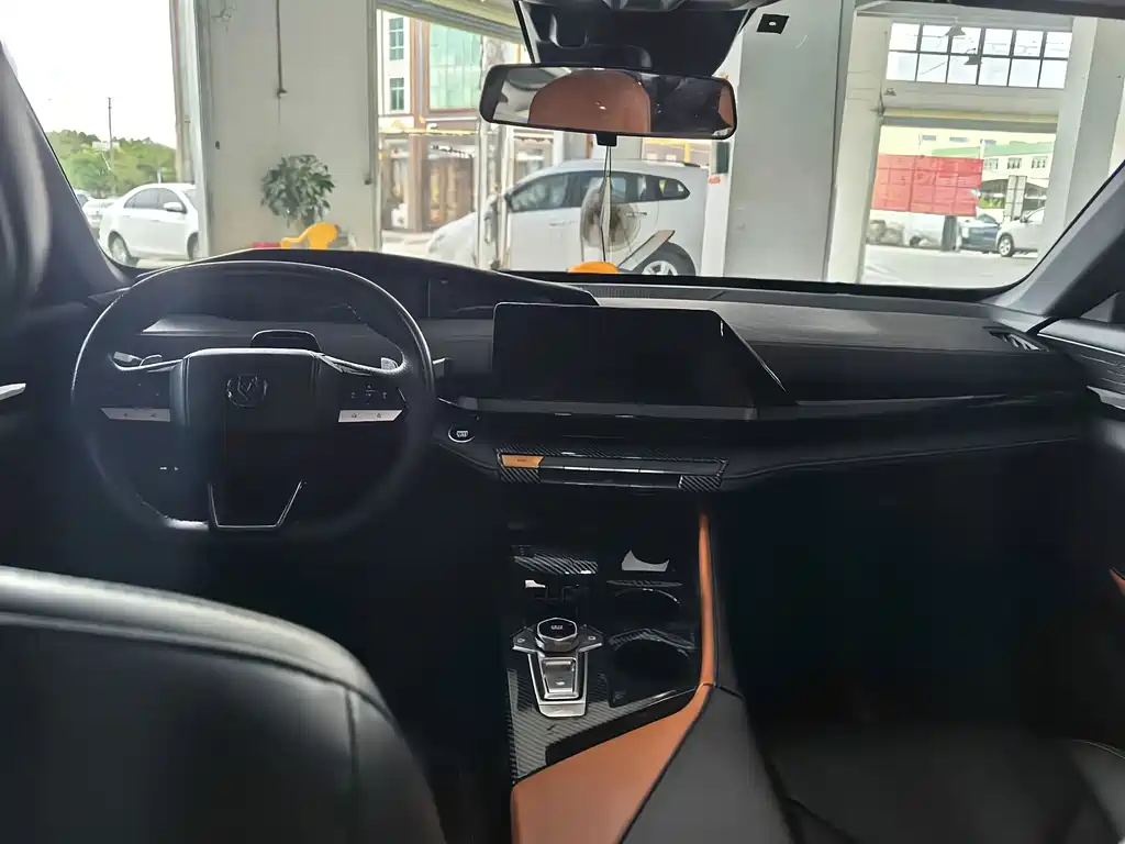Changan UNI-V — миниатюра 4