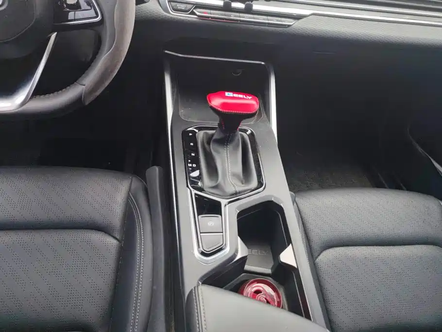 Geely Emgrand — миниатюра 16