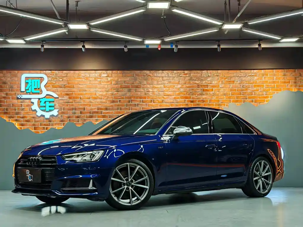 Audi S4