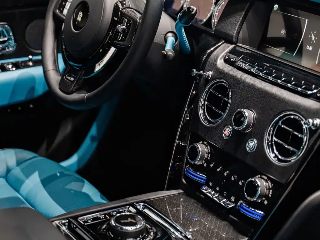 ROLLS-ROYCE CULLINAN