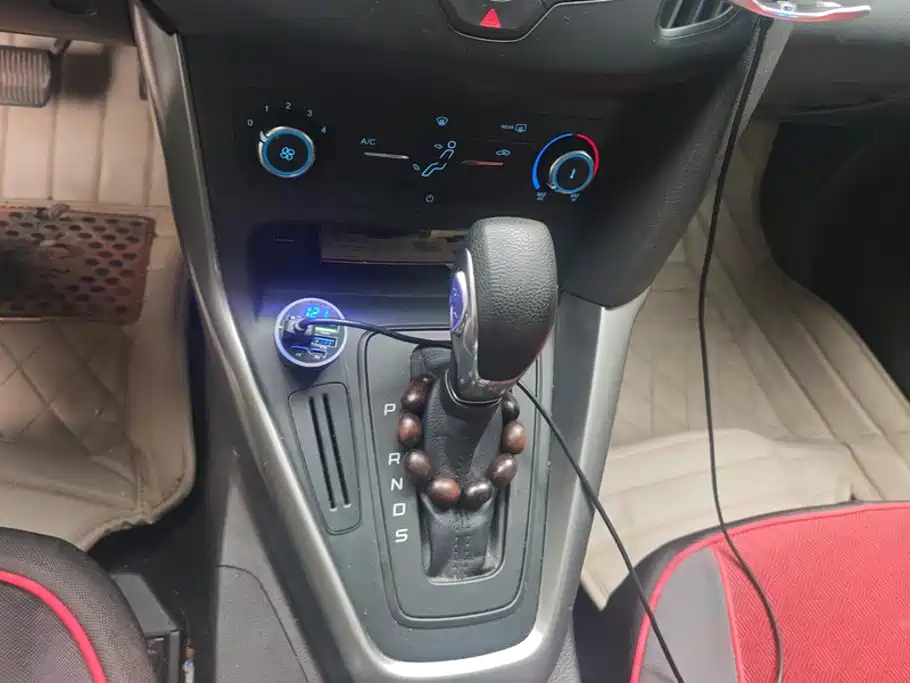 Ford Focus — миниатюра 16