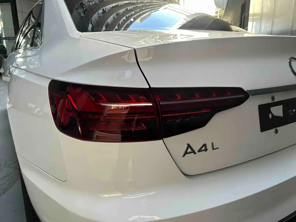 Audi A4L 2022 40 TFSI Fashion