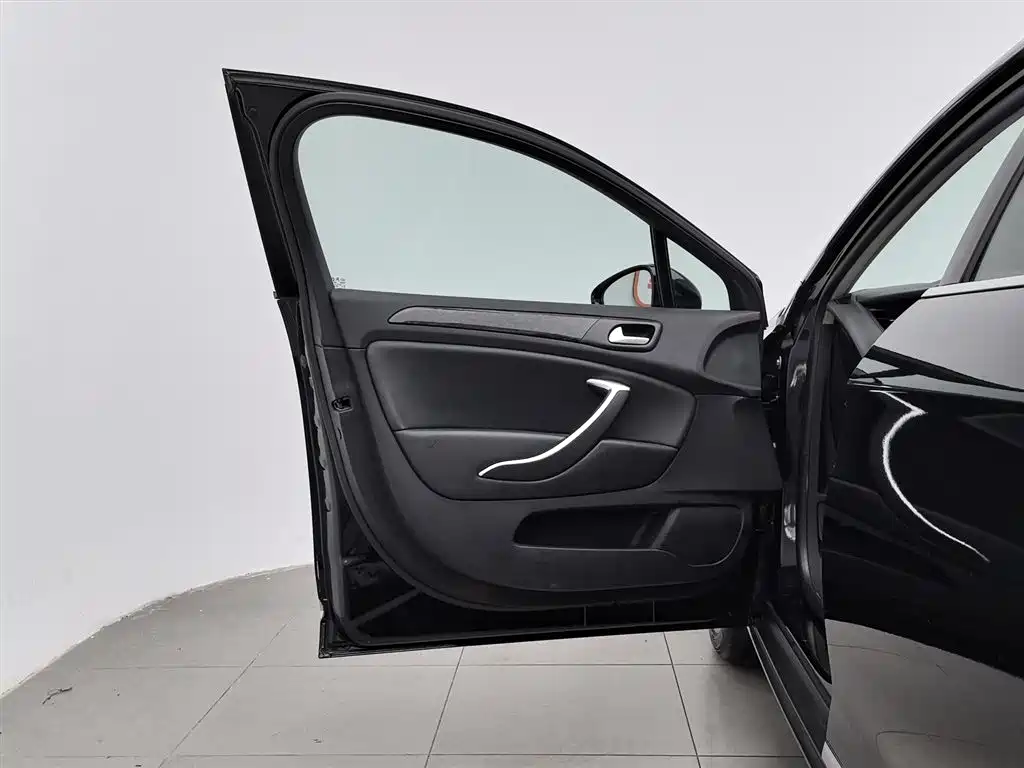 Citroen C5 2014 2.0L AT Premium