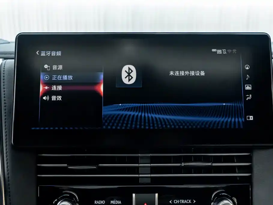 Lexus LM 2020 — фото 17