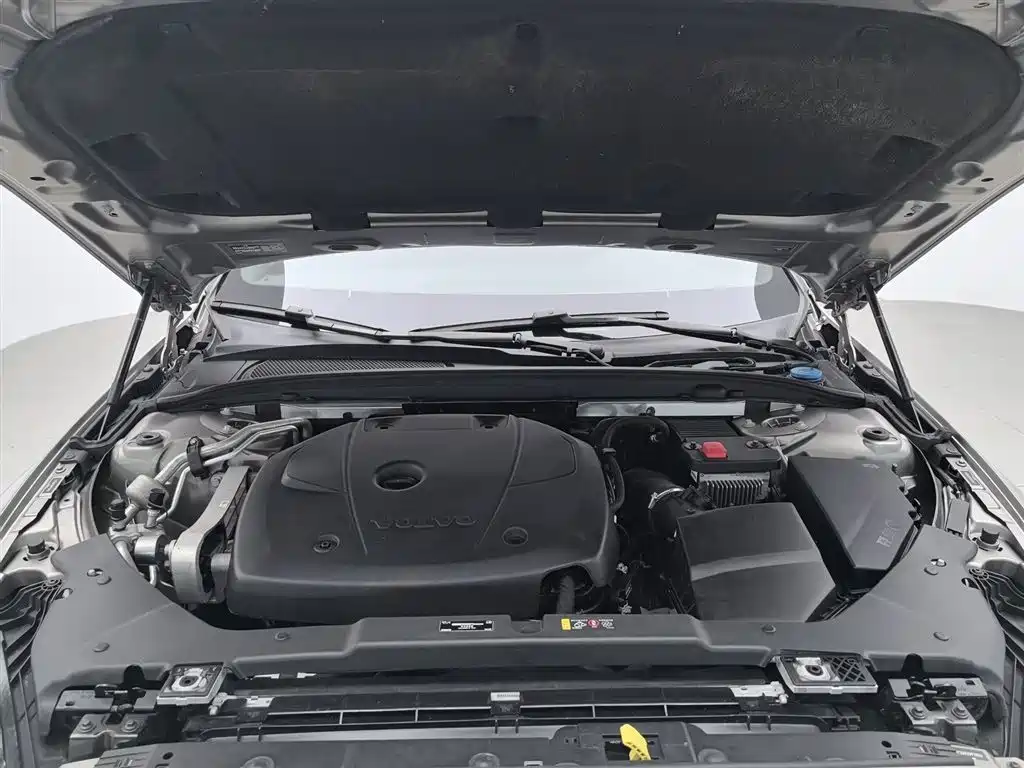 Volvo S60 2021 T4 Luxury