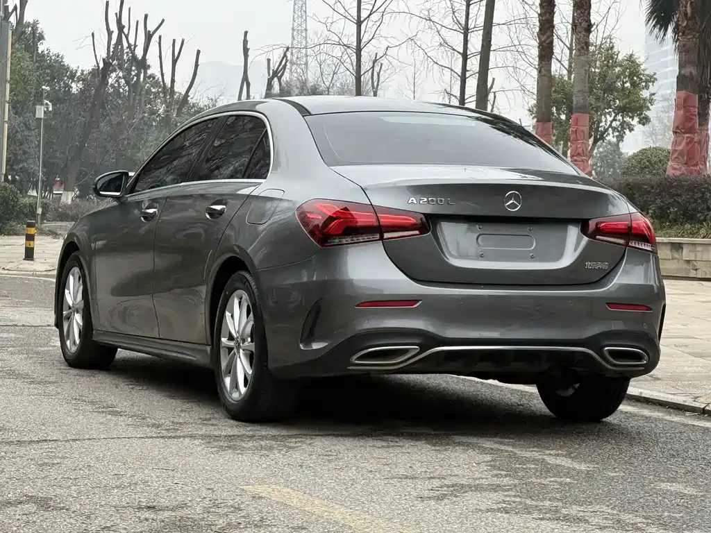 MERCEDES-BENZ A CLASS