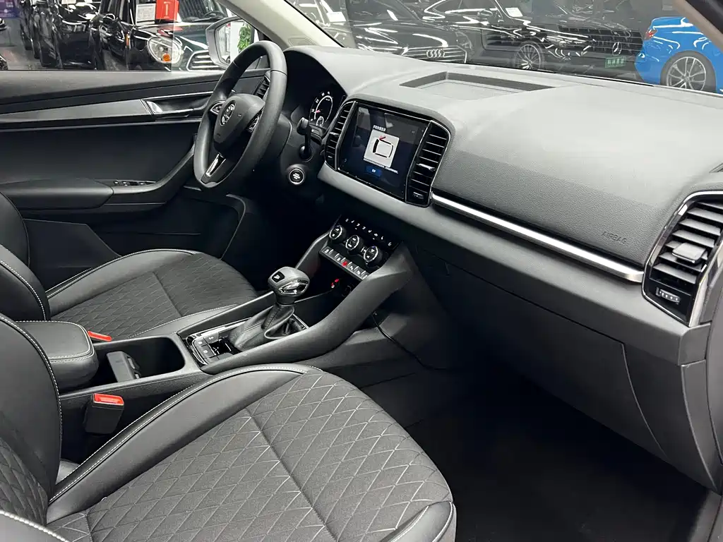 Skoda Karoq — миниатюра 24