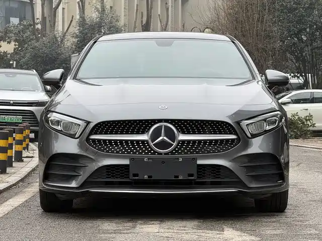 MERCEDES-BENZ A CLASS