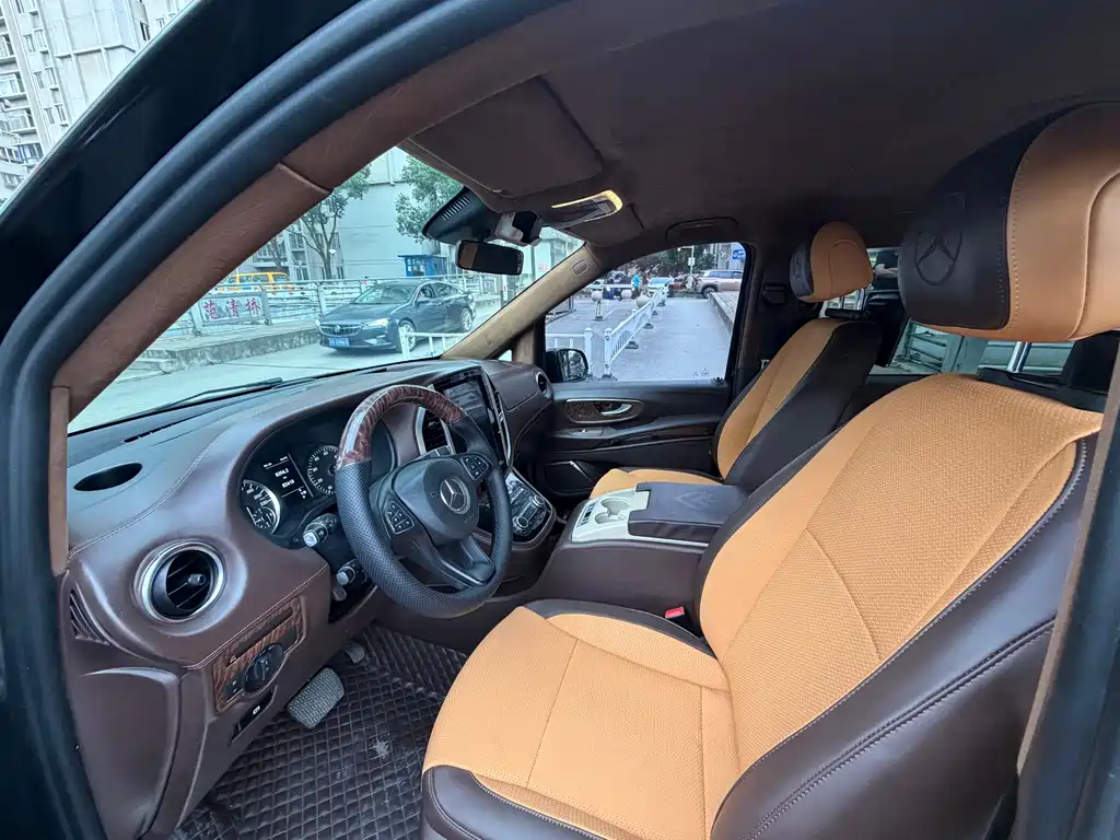 Mercedes-Benz Vito (Import) — миниатюра 11