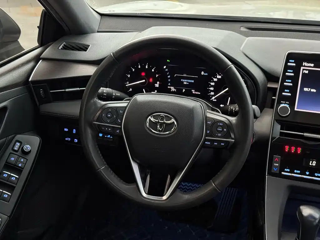 Toyota Avalon — миниатюра 7