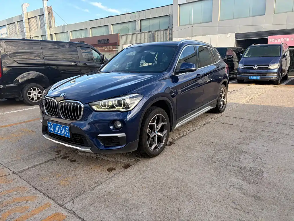 BMW X1