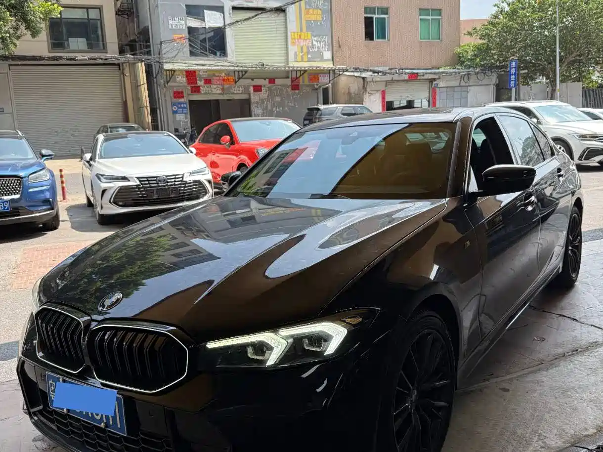 宝马3系 2024款 325Li M运动曜夜套装 2024