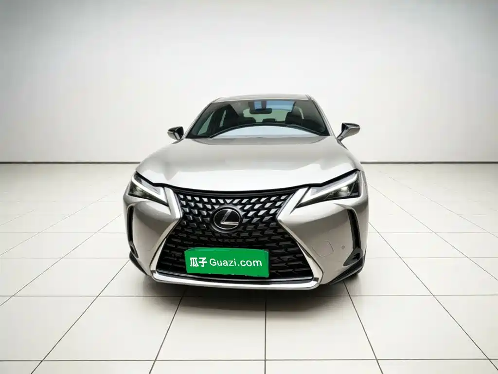 Lexus UX — миниатюра 2