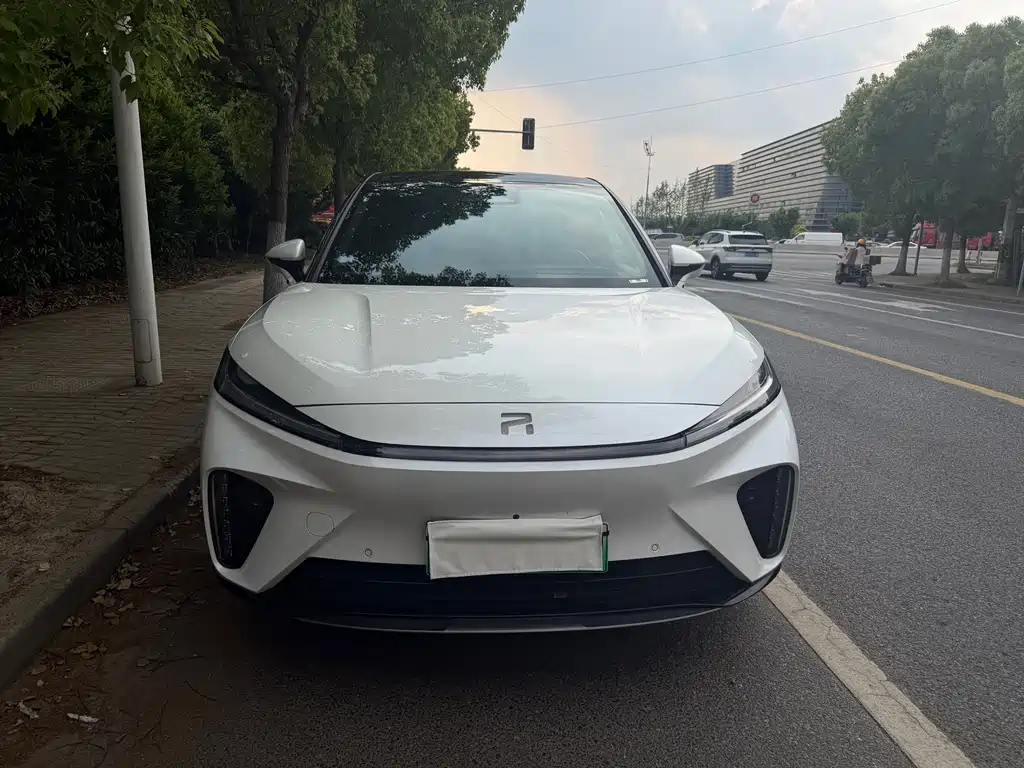 Rising Auto R7