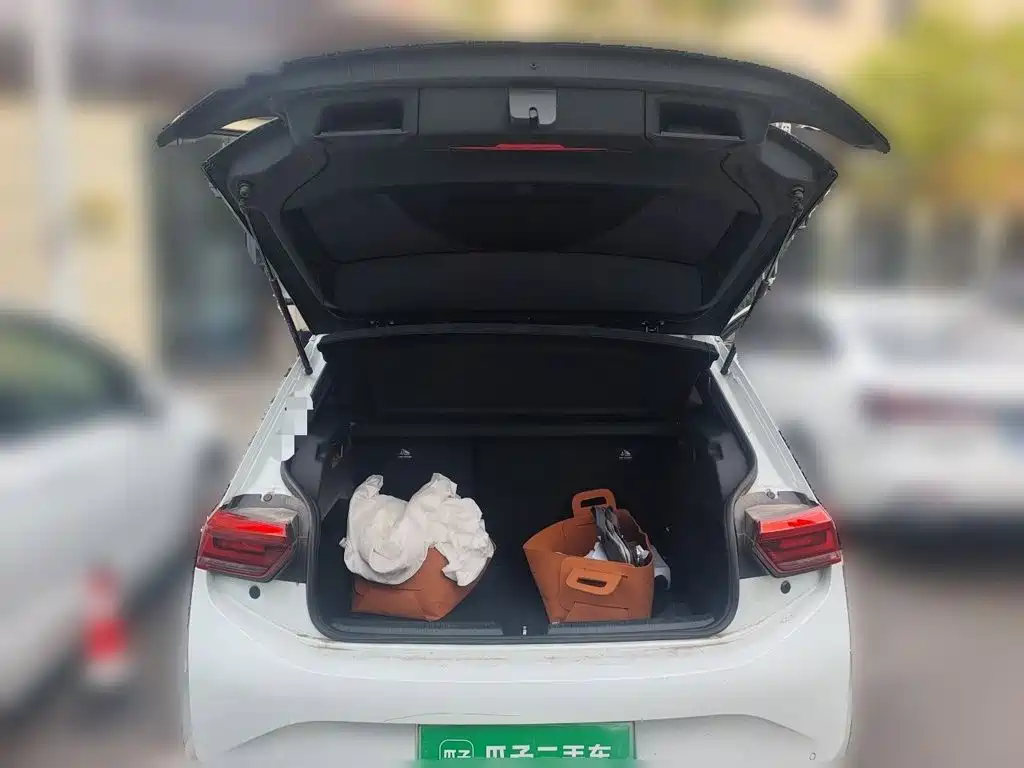 Volkswagen ID.3 — миниатюра 15