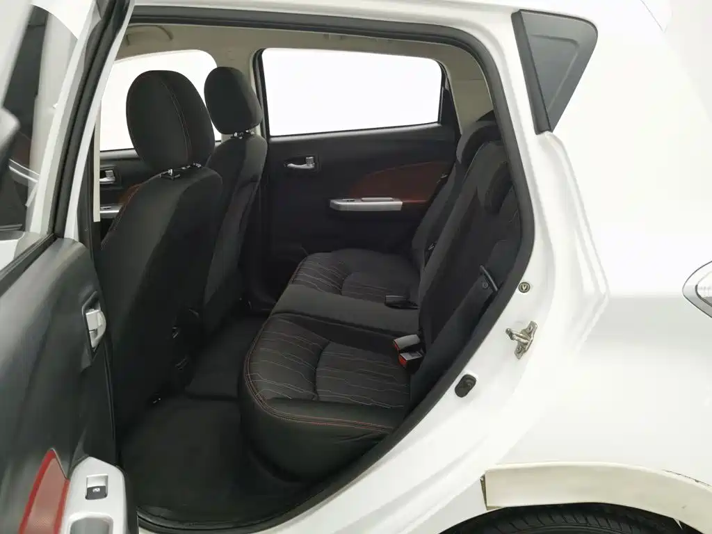 Changan EV — миниатюра 15