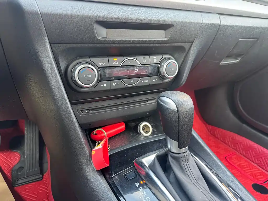 Mazda 3 Axela — миниатюра 7