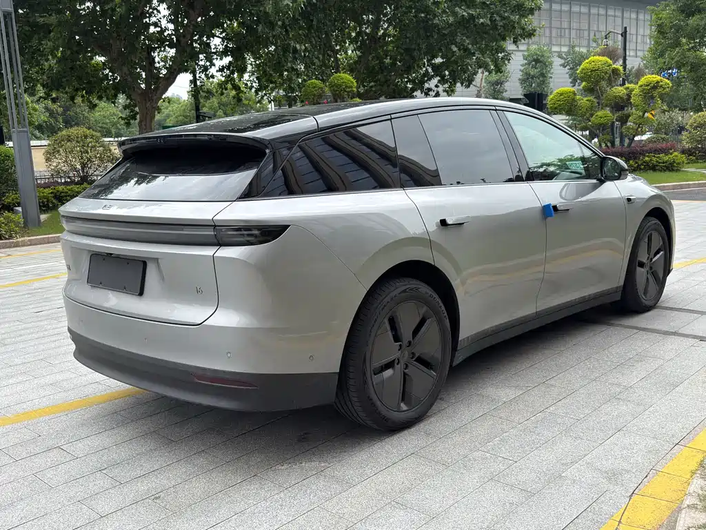 Li Auto i6 2025 Standard