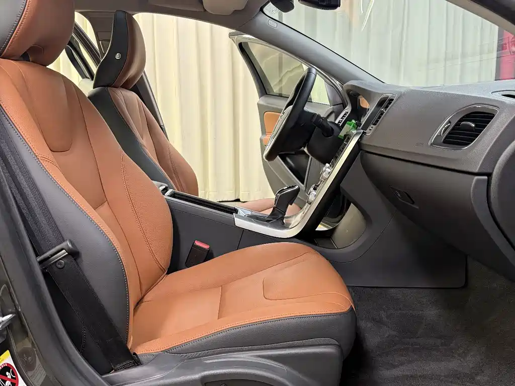 Volvo S60 S60L T4 Smart Vision Progressive Edition, фото 29