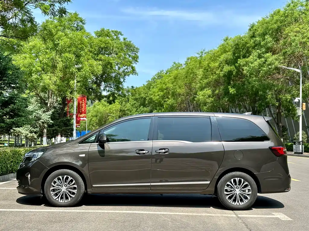 Buick GL8 2021 652T Luxury