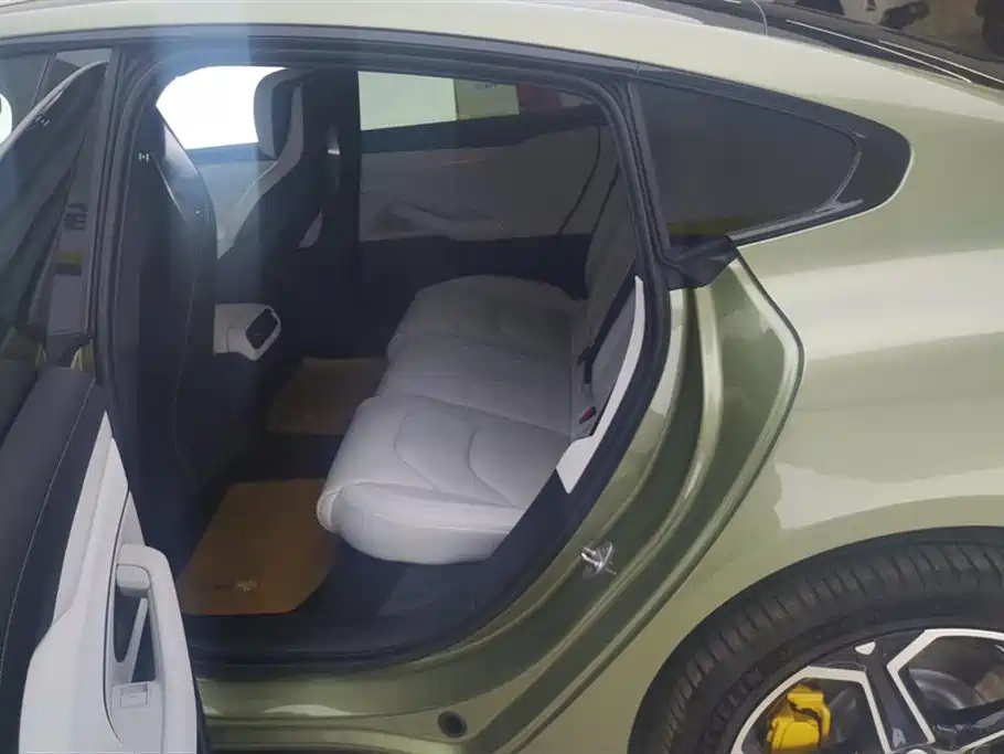 XIAOMI CAR XIAOMI SU7