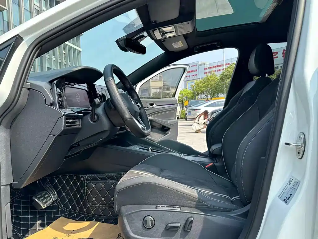 Volkswagen Golf — миниатюра 8