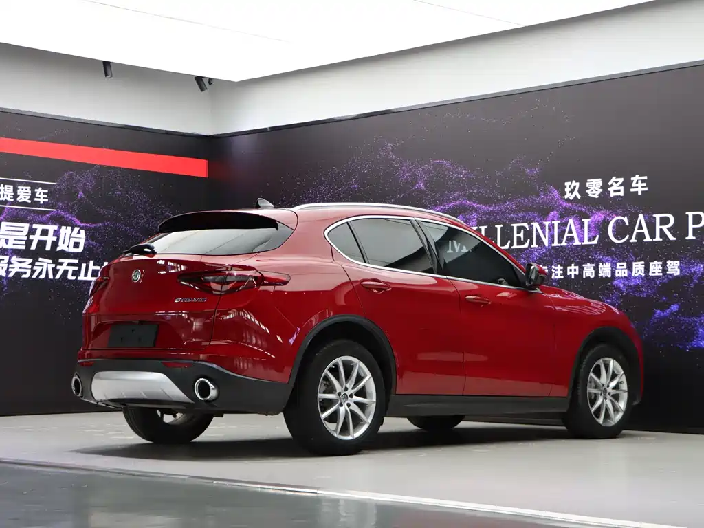 Alfa Romeo Stelvio — миниатюра 5