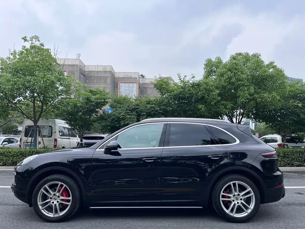 Porsche Cayenne 2019 Cayenne 3.0T