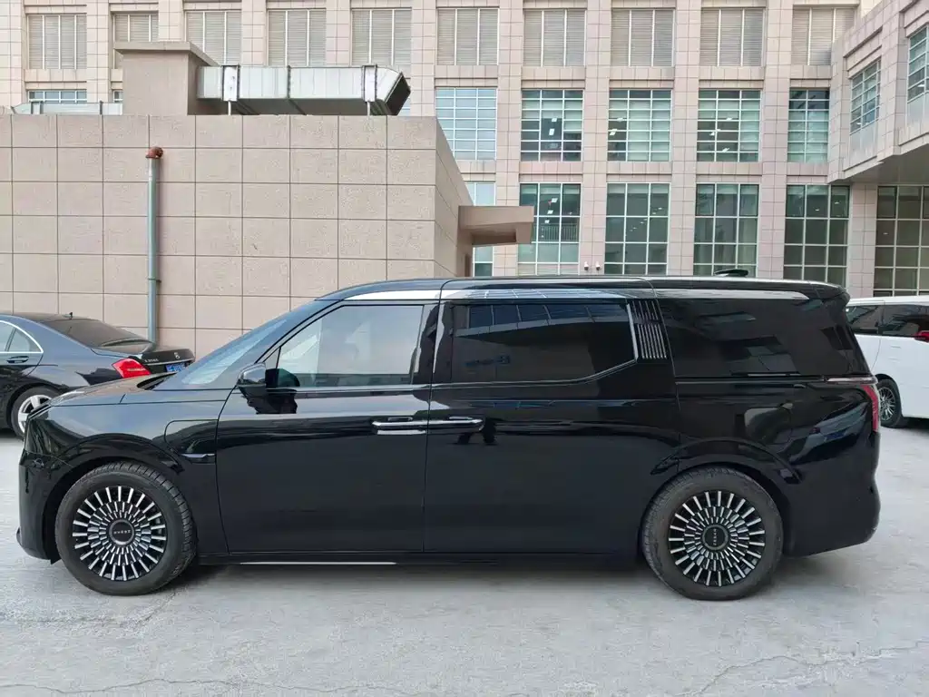 ZEEKR EXTREME KRYPTON 009