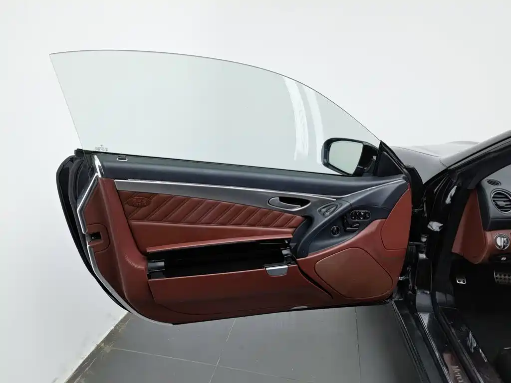 Mercedes-Benz SL-Class — миниатюра 8