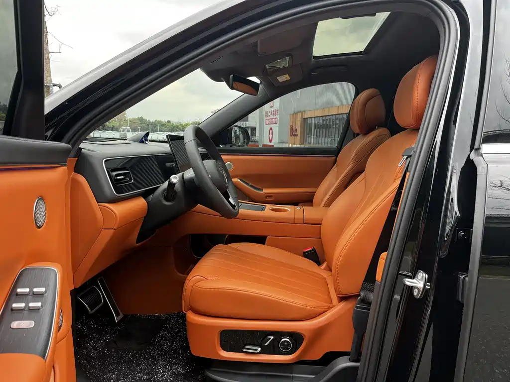 AITO ASK THE WORLD M7