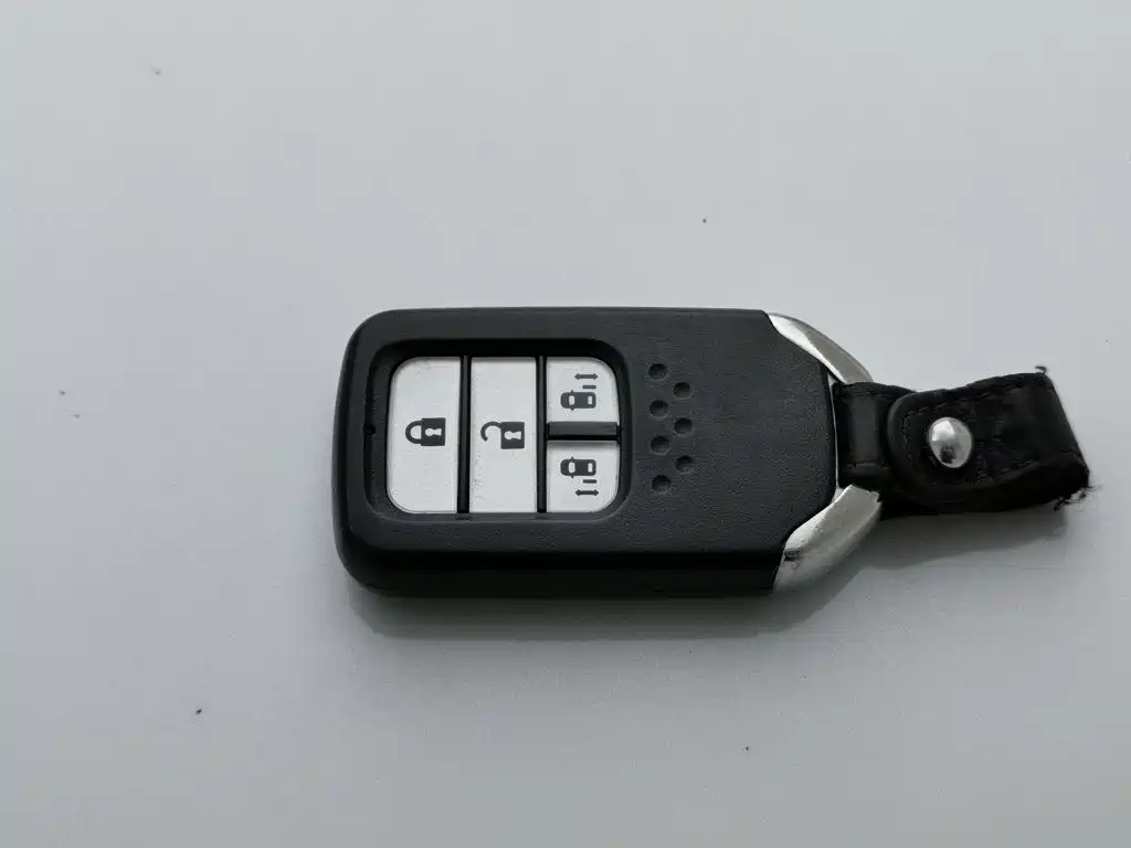 Honda Elysion — миниатюра 19