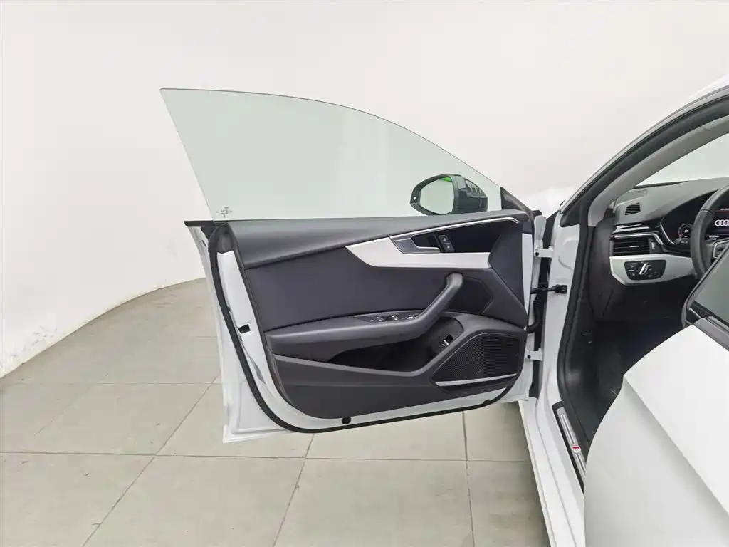 Audi A5 2024 Sportback 40 TFSI quattro Luxury
