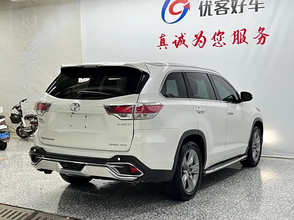 Toyota Highlander — миниатюра 18