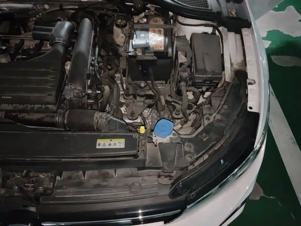 Volkswagen Golf — миниатюра 20