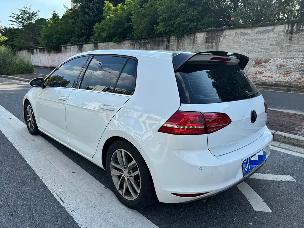 Volkswagen Golf — миниатюра 3