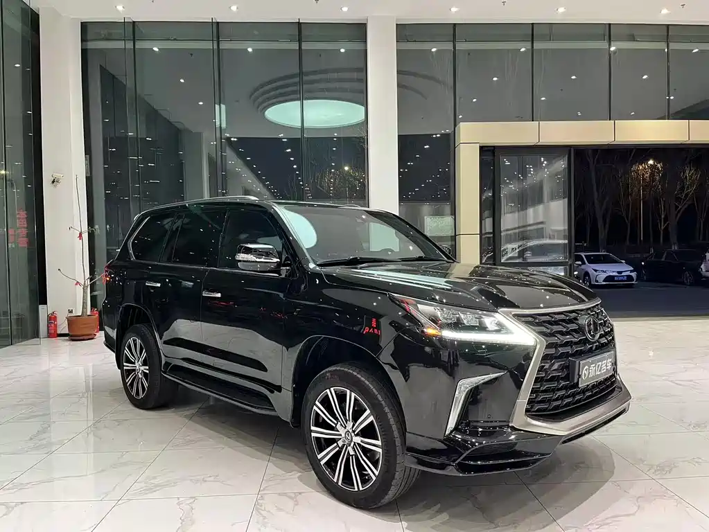 Lexus LX 2016 570