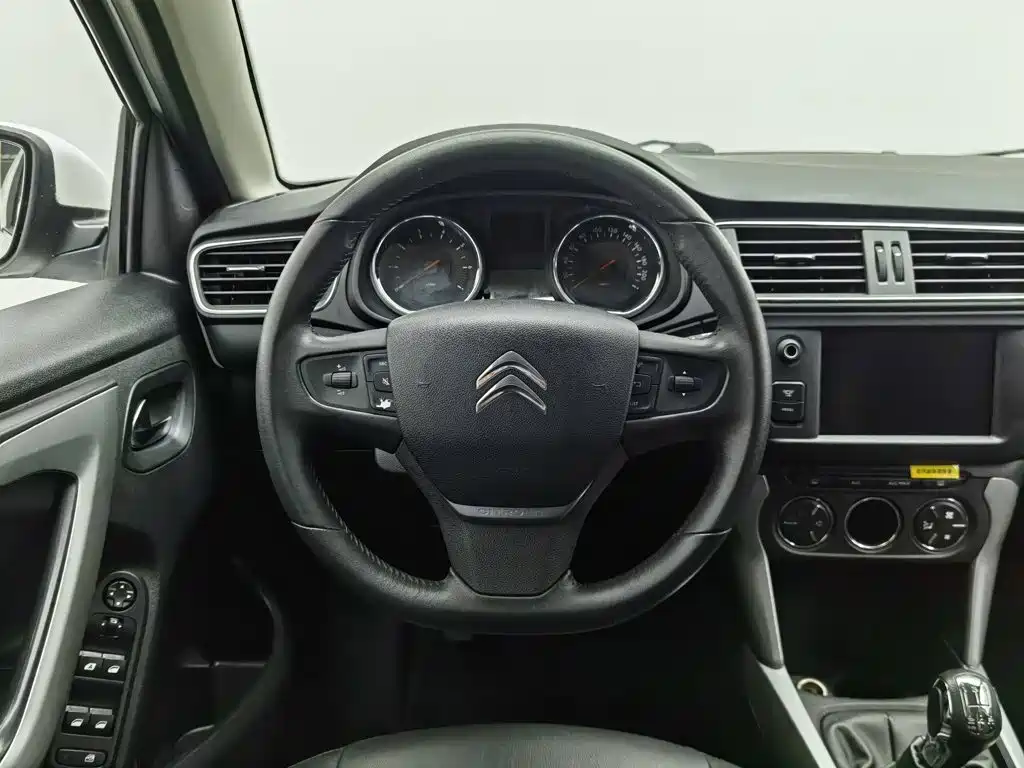 Citroen C3-XR — миниатюра 11