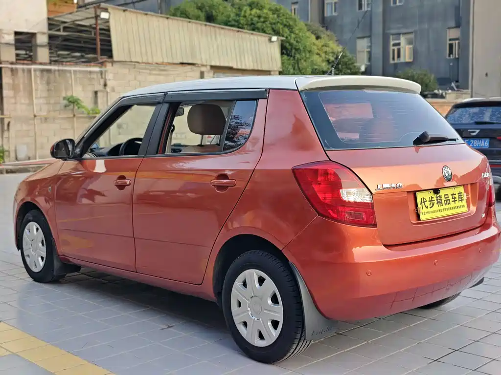 Skoda Fabia — миниатюра 18